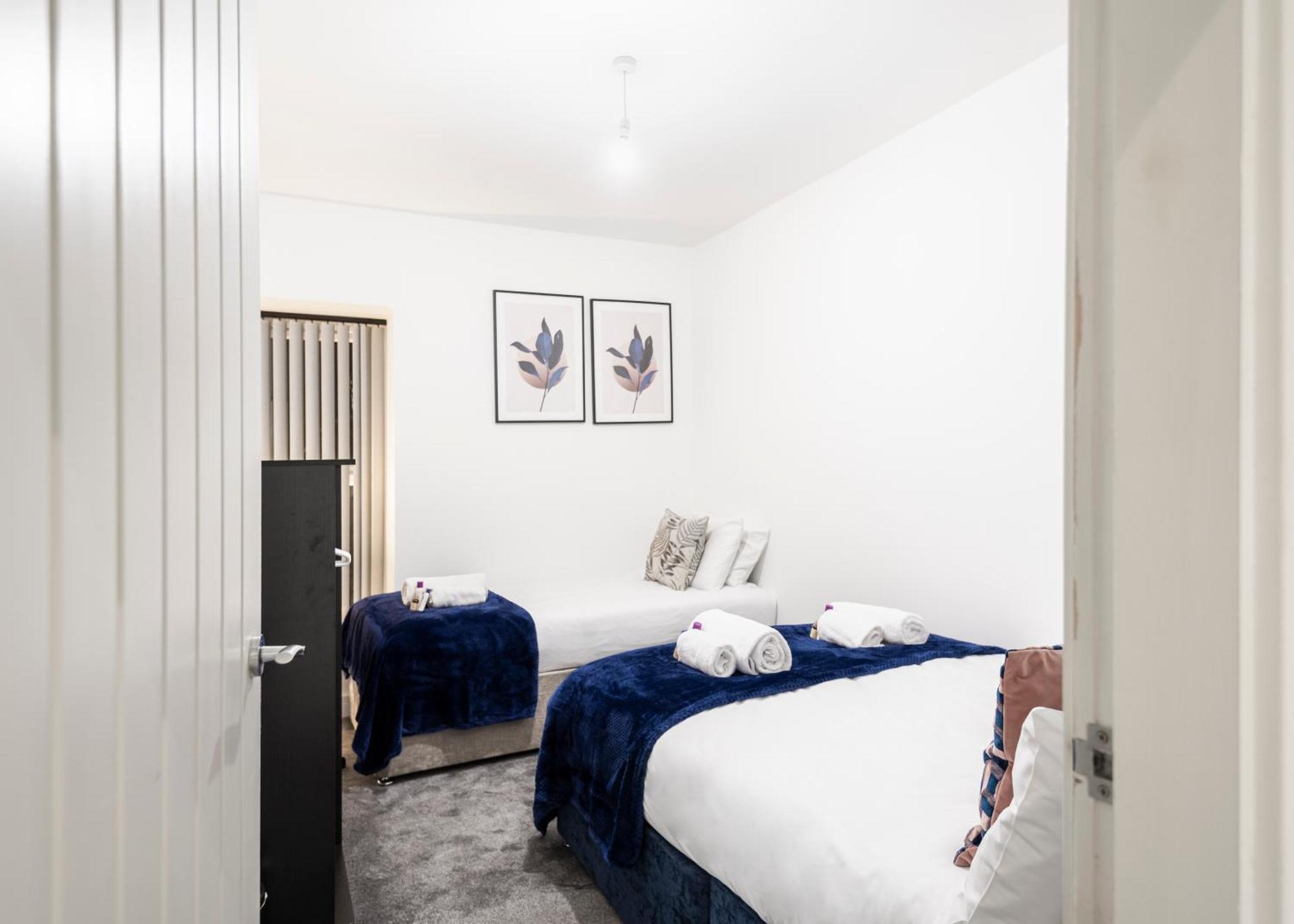 Apartament Cozy Vibes Refined 2Br Flat Bury  Zewnętrze zdjęcie